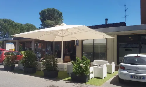 edc6fc3b-5342-455f-91e4-39a118178c29 2